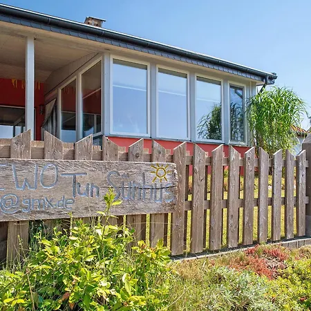 Ton Suenhus * Gross Labenz