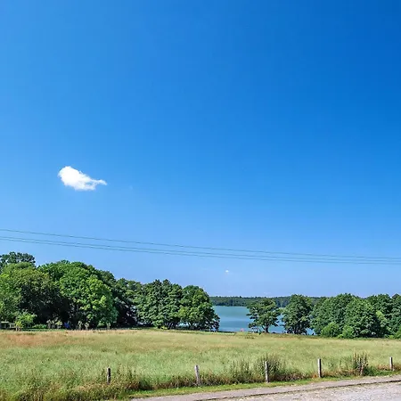 Ton Suenhus בית נופש Gross Labenz